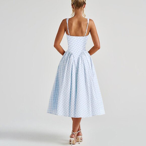 ☀️ The Perfect Gingham Fit-and-Flare Midi Dress 🌷 - Picture 3 of 9